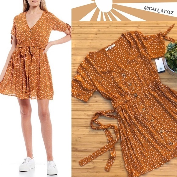 🔶🔸RIP CURL SAFARI SUN MINI DRESS🔸🔶 - Picture 1 of 10